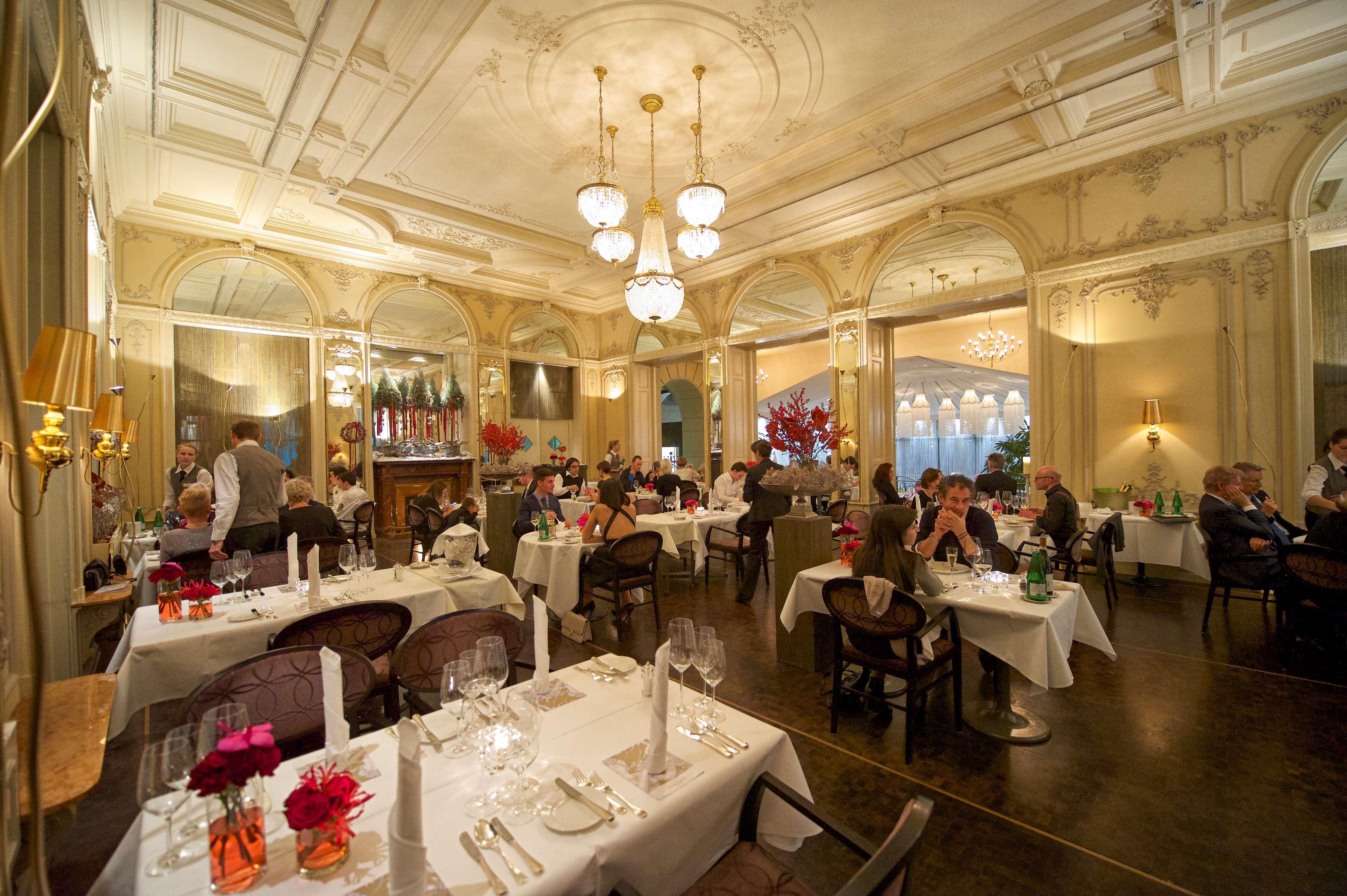 호텔 슈바이처호프 루체른 외부 사진 The restaurant in 2009