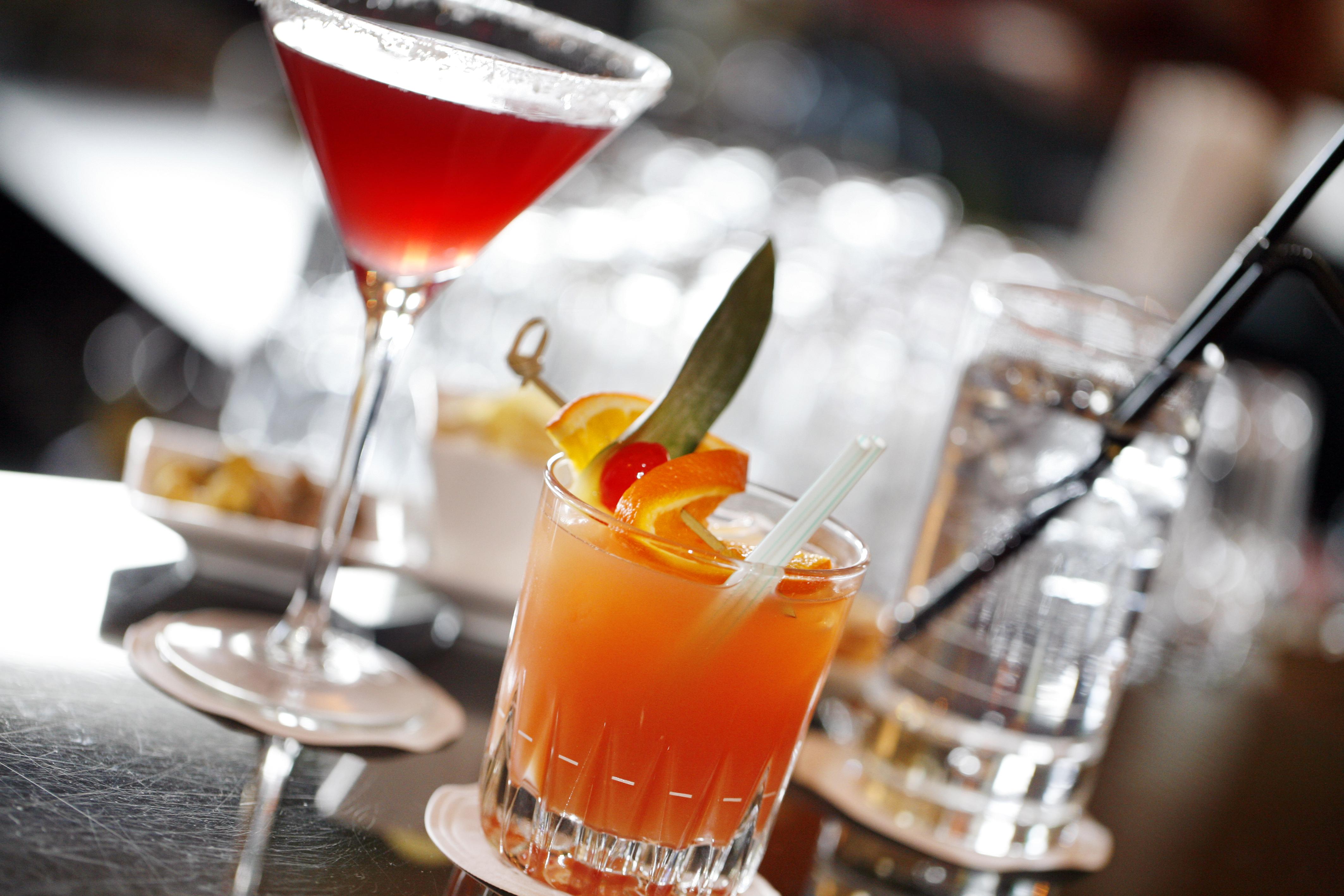 호텔 슈바이처호프 루체른 외부 사진 A Bellini cocktail