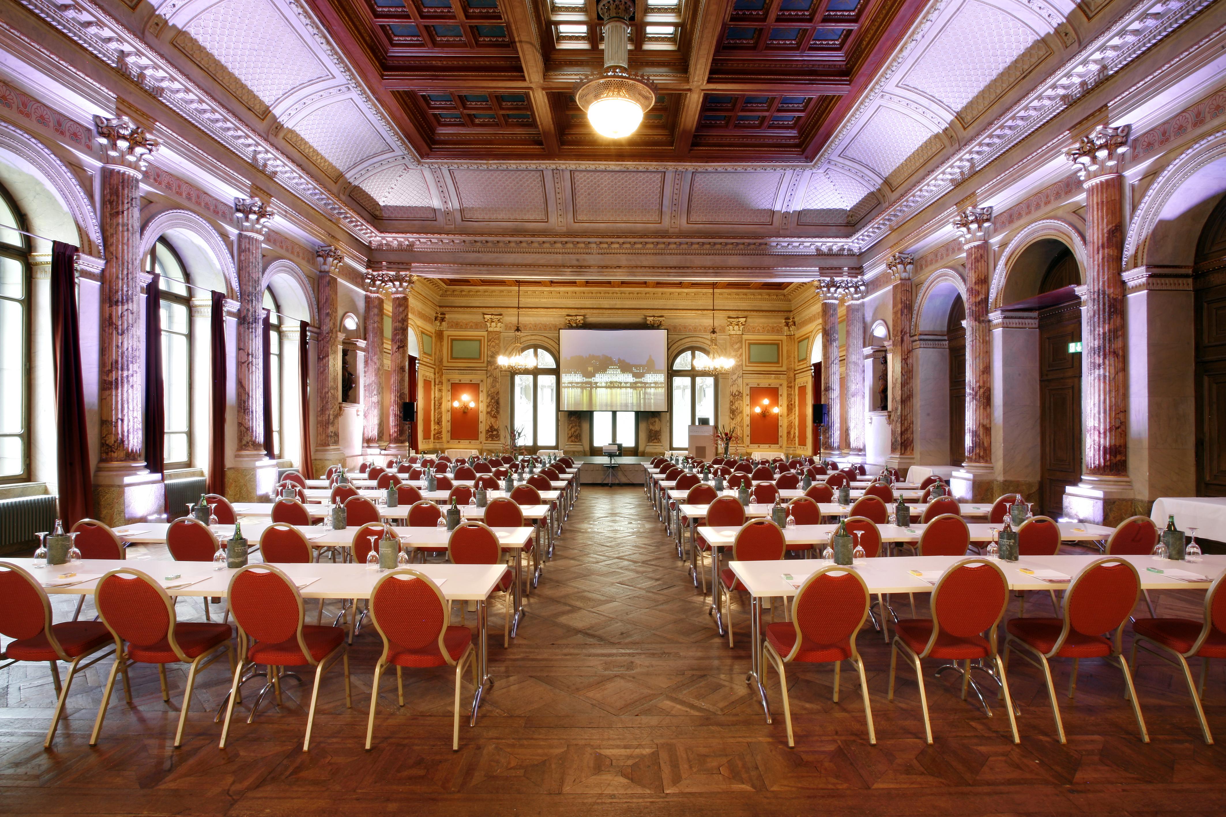 호텔 슈바이처호프 루체른 외부 사진 The main conference hall