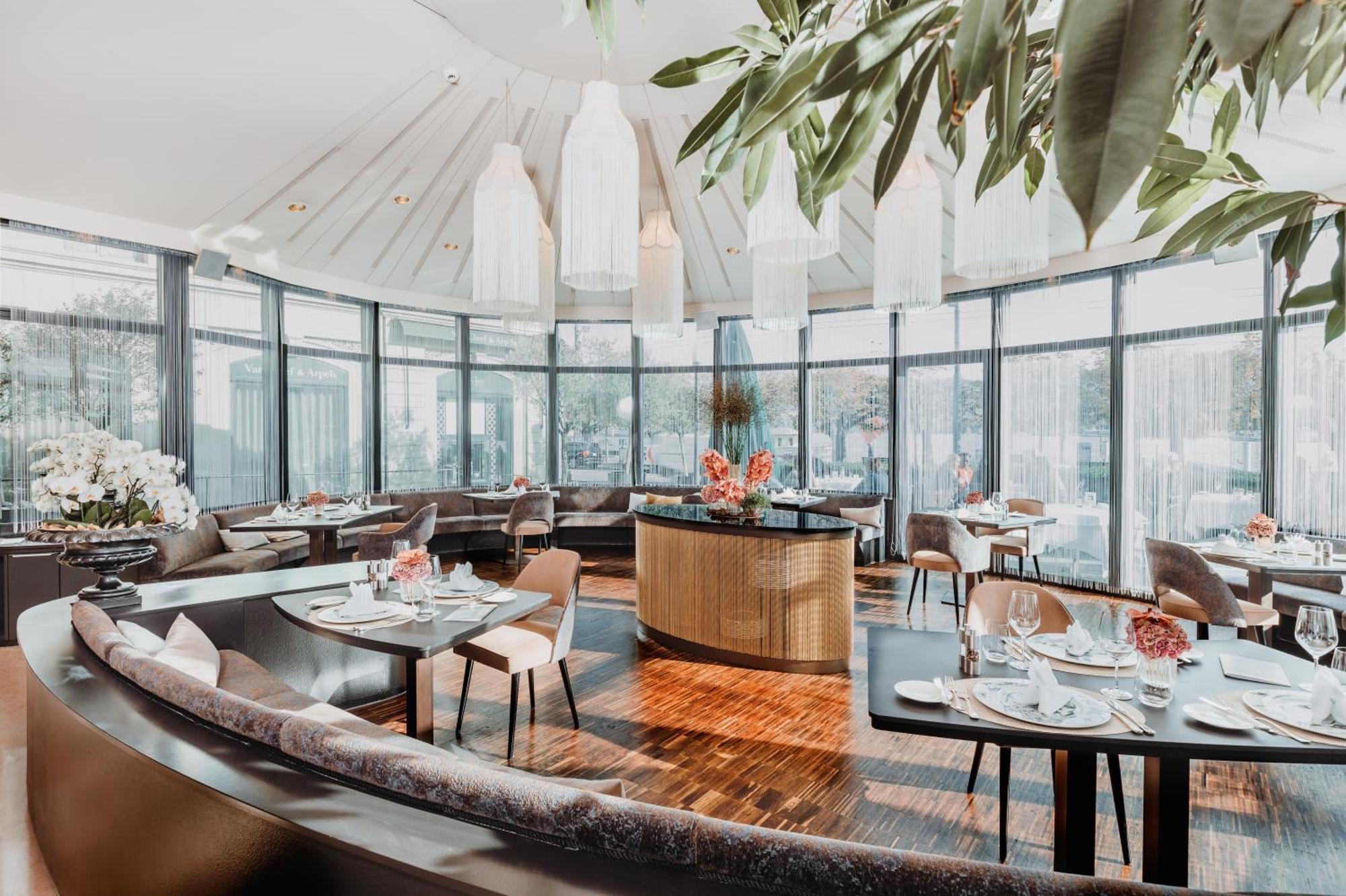 호텔 슈바이처호프 루체른 외부 사진 The restaurant